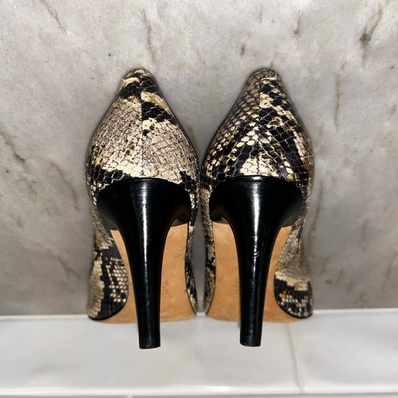 Via Spiga Snakeskin heels size 7.5 - Picture 4 of 12